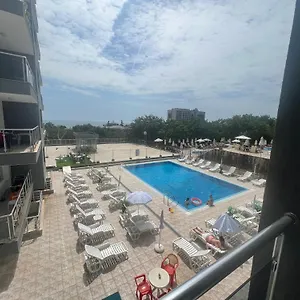 Dilov In Yalta Goldstrand