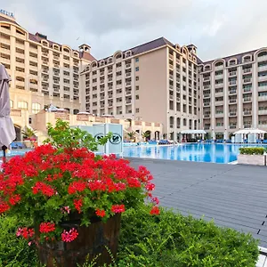 מלון Melia Grand Hermitage, גולדן סנדס