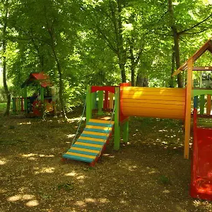 Alen Mak 7 Golden Sands